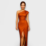 Vestido de noite assimétrico elegante