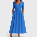 Leona - Vestido Elegante com Decote Especial