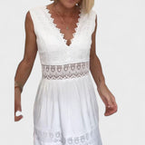 Sandra - Vestido Elegante de Renda com Decote em V