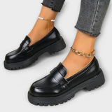 Mocasins femininos com design ortopédico e cunhas de cetim