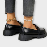 Mocasins femininos com design ortopédico e cunhas de cetim