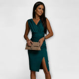 Desi - Vestido com Decote em V e Fenda