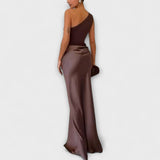 Vestido maxi elegante com um ombro