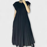Zairelle – Vestido plissado elegante