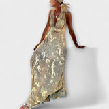 Vestido de pelúcia com decote em V e detalhes de lantejoulas