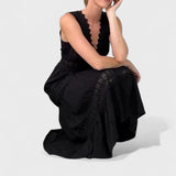 Sandra - Vestido Elegante de Renda com Decote em V