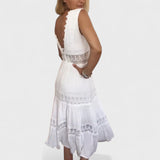 Sandra - Vestido Elegante de Renda com Decote em V