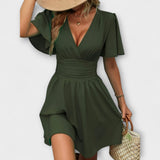 Winslet - Vestido com cintura franzida e decote em V