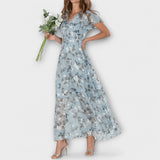 Berta - Vestido com Corte Romântico