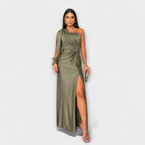 Julie - Vestido Elegante com Sofisticação