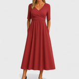 Leona - Vestido Elegante com Decote Especial